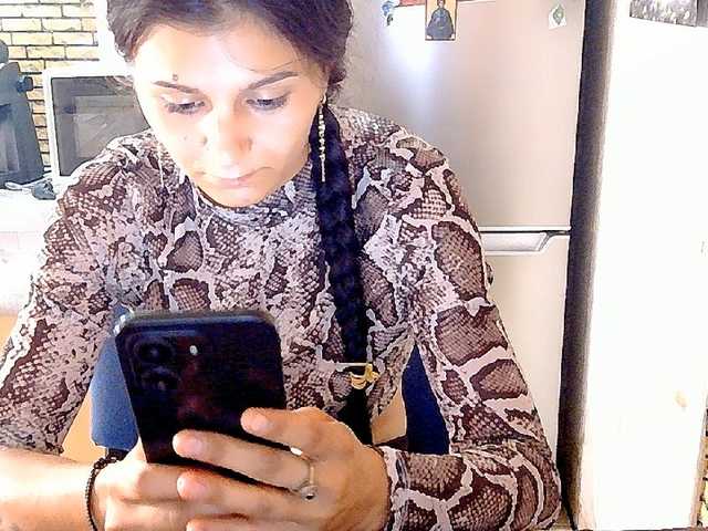 Pervertqueen live cam on BongaCams