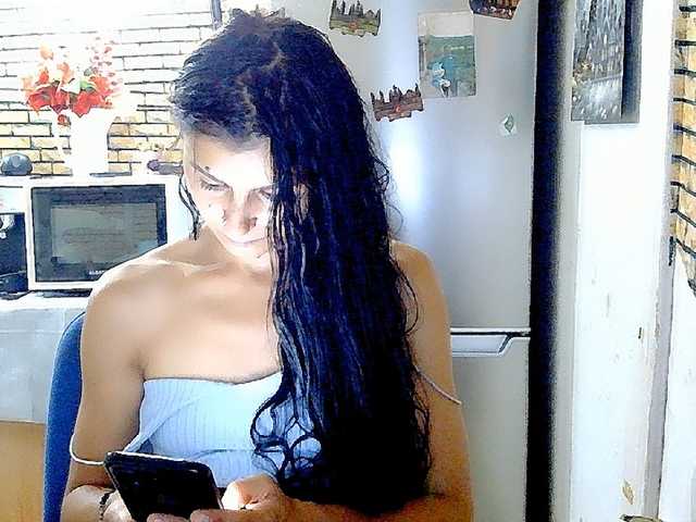 Pervertqueen live cam on BongaCams