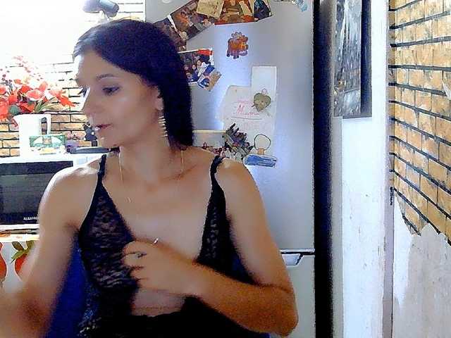 Pervertqueen live cam on BongaCams