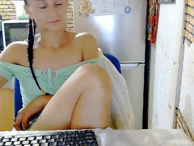 Pervertqueen live cam on BongaCams