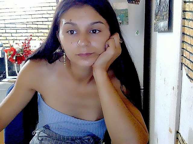 Pervertqueen live cam on BongaCams