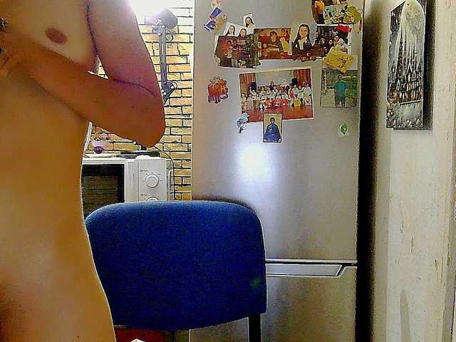 Pervertqueen live cam on BongaCams