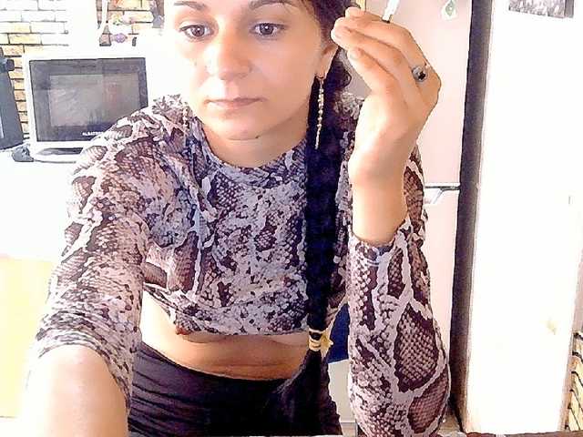 Pervertqueen live cam on BongaCams