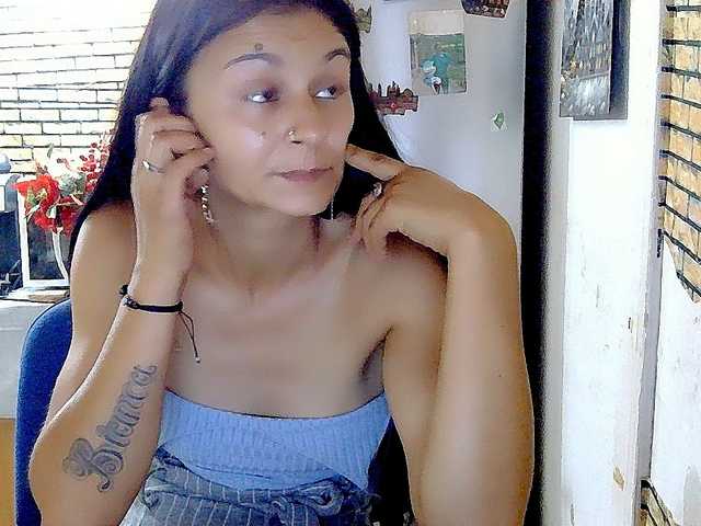 Pervertqueen live cam on BongaCams