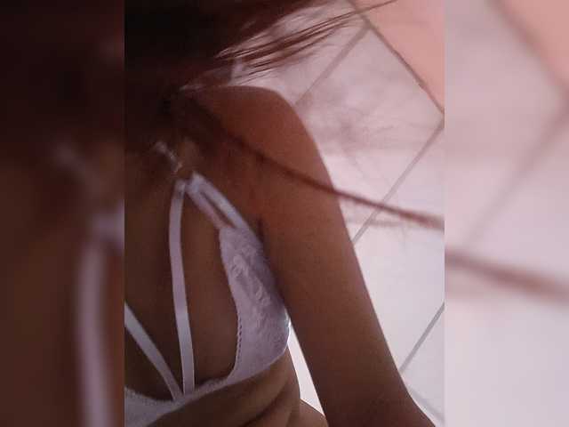 Amee-Lee21