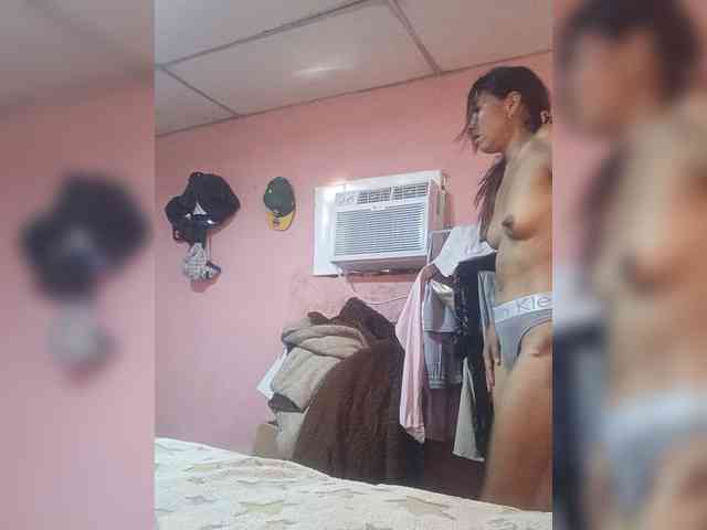 Amee-Lee21 webcam