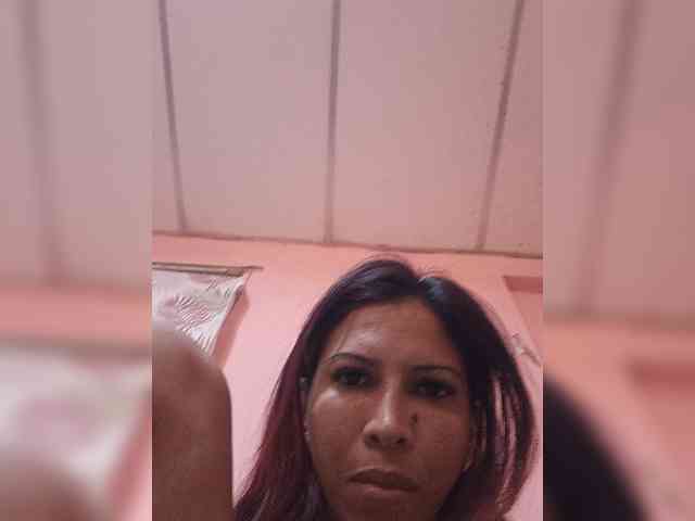 Amee-Lee21