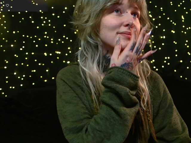 LittleSpaceMouse-'s BongaCams show and profile