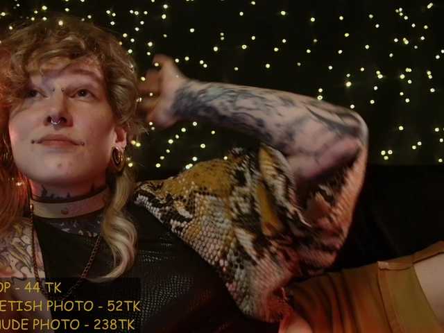 LittleSpaceMouse- live webcam show
