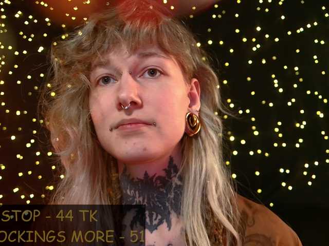 LittleSpaceMouse-'s BongaCams show and profile