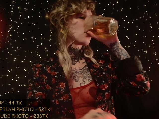 LittleSpaceMouse- live cam on BongaCams