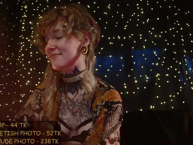 LittleSpaceMouse- Live Cam on BongaCams