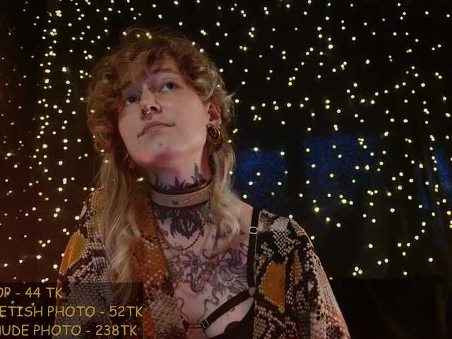 LittleSpaceMouse- live cam on BongaCams