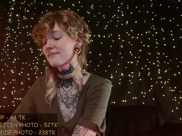 LittleSpaceMouse- live webcam show