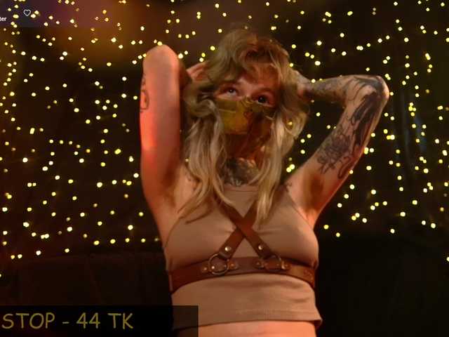 LittleSpaceMouse-'s BongaCams show and profile