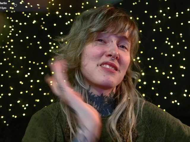 LittleSpaceMouse-'s BongaCams show and profile