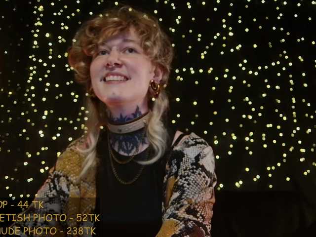LittleSpaceMouse- live cam on BongaCams