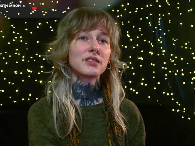 LittleSpaceMouse-'s BongaCams show and profile