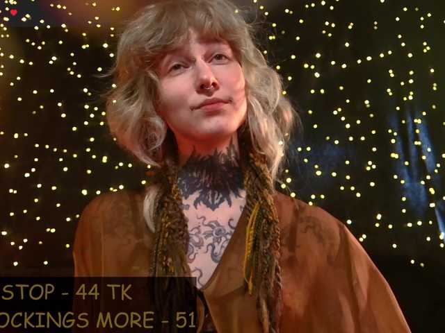 LittleSpaceMouse-'s BongaCams show and profile