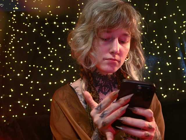 LittleSpaceMouse-'s BongaCams show and profile