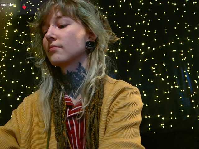 LittleSpaceMouse-'s BongaCams show and profile