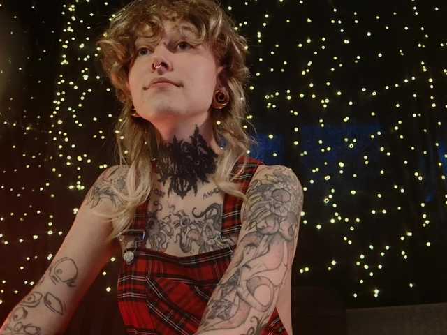 LittleSpaceMouse- live webcam show