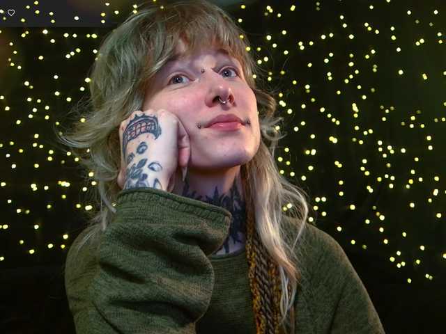 LittleSpaceMouse-'s BongaCams show and profile