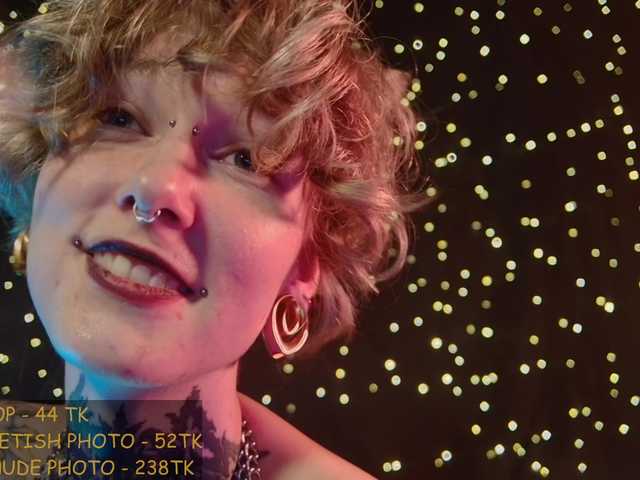 LittleSpaceMouse- live webcam show