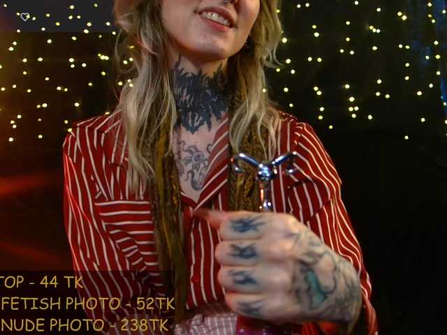 LittleSpaceMouse-'s BongaCams show and profile