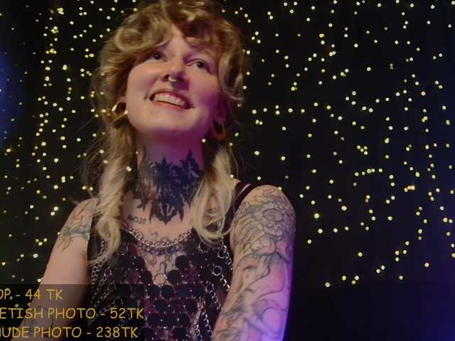LittleSpaceMouse- live cam on BongaCams
