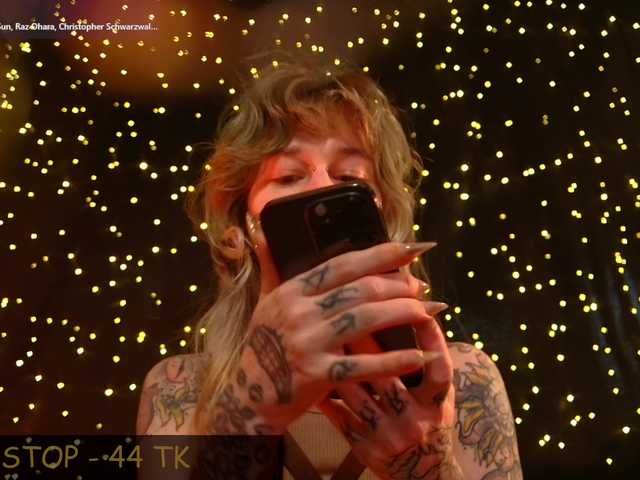 LittleSpaceMouse-'s BongaCams show and profile