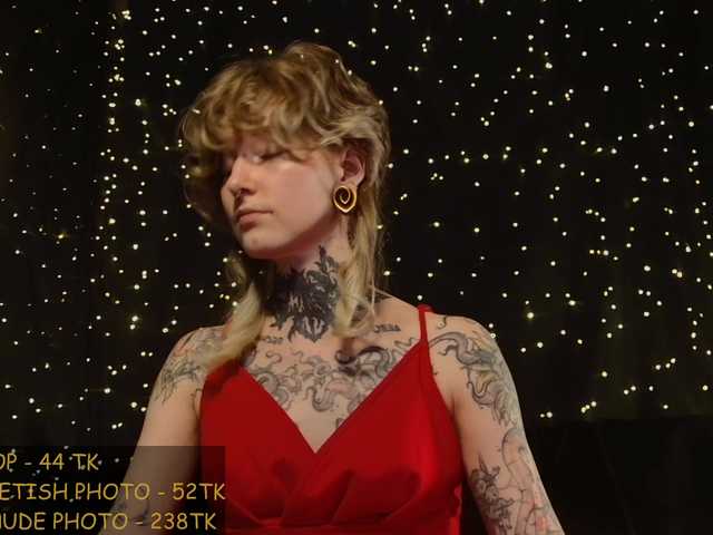 LittleSpaceMouse- live cam on BongaCams