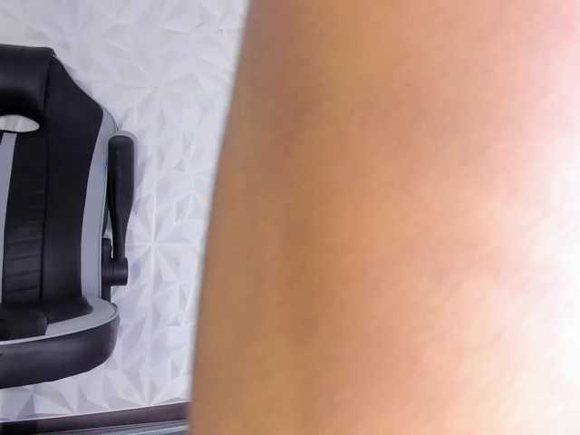 ashley_crotez