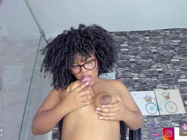 ashley_crotez webcam