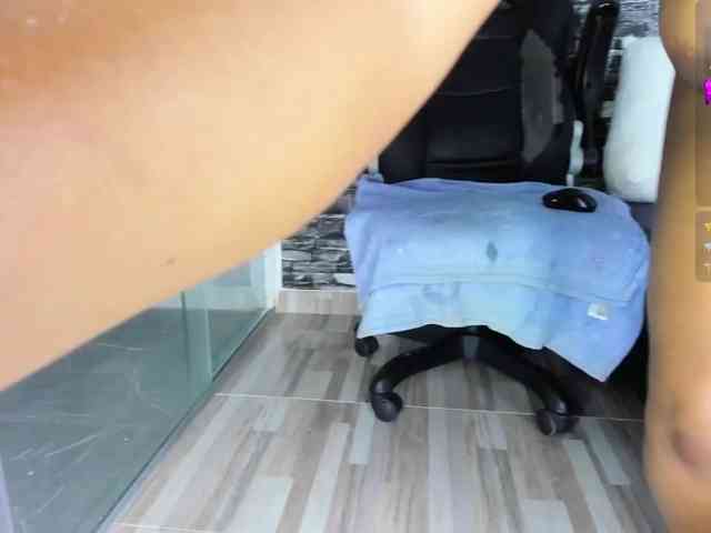 ashley_crotez webcam