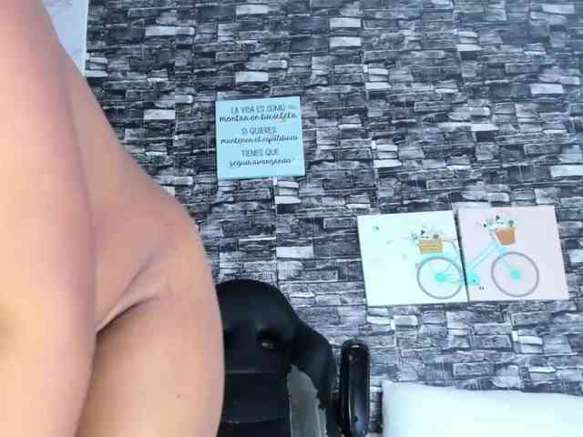 ashley_crotez webcam