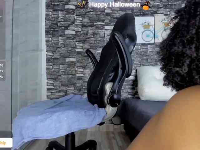 ashley_crotez