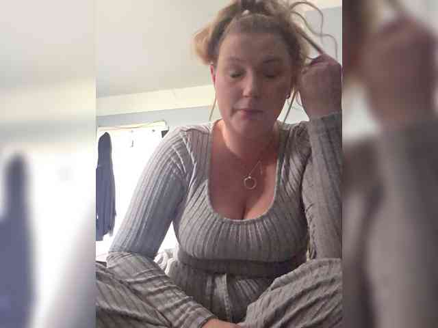 Busty01473