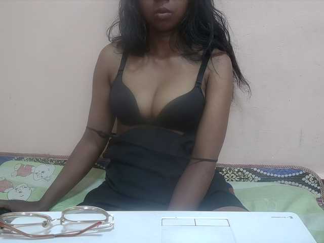 Rithanya live webcam show