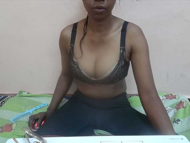 Rithanya live webcam show