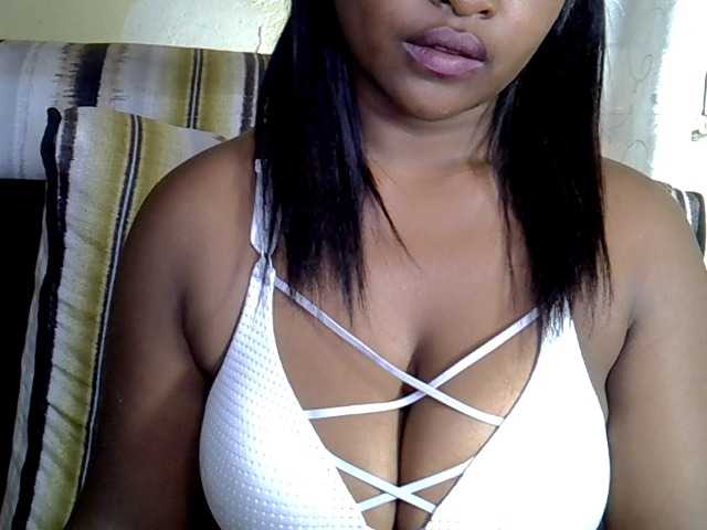 Rithanya Live Cam on BongaCams