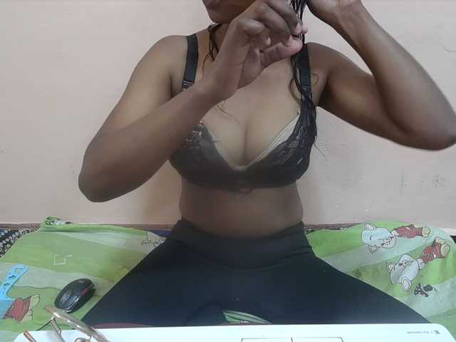 Rithanya live webcam show