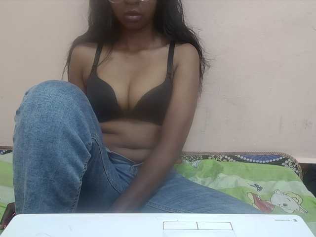 Rithanya live webcam show