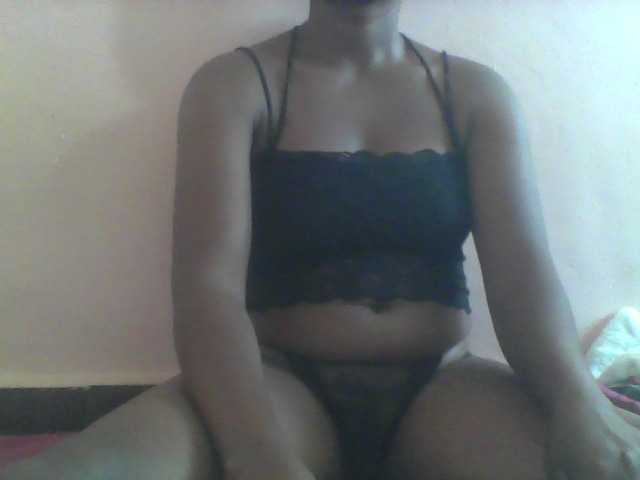 le modèle Rithanya est en webcam porno dans un show sur le site bongacams, il possède les tags suivants: Ebony,Brunette,Shaved