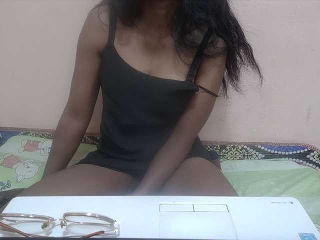 Rithanya live cam on BongaCams