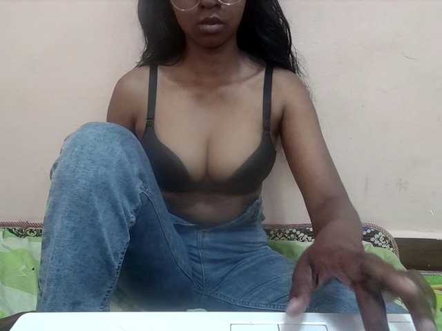 Rithanya live webcam show