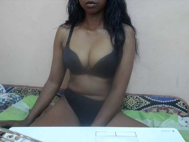 Camgirl Rithanya sur Bongacams