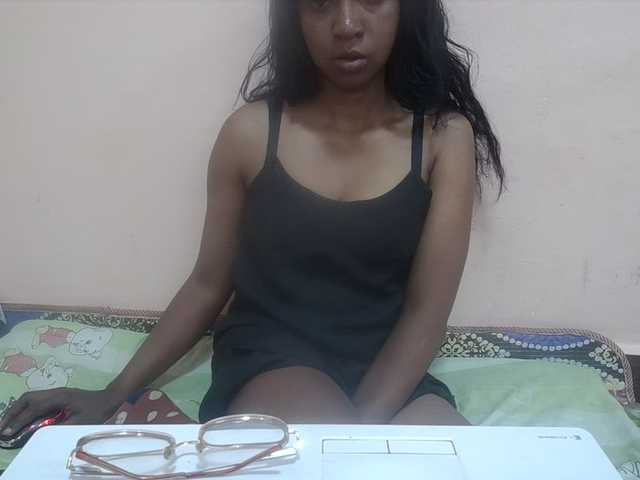 Rithanya live cam on BongaCams