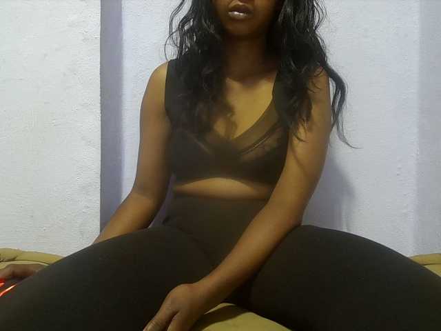 Rithanya live cam on BongaCams