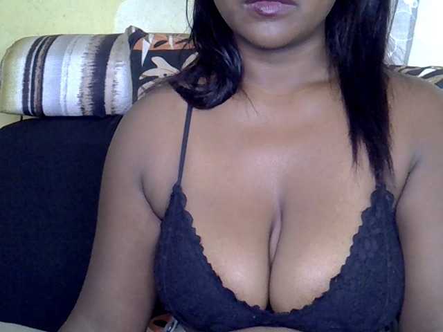 Rithanya webcam bongacams model stream image